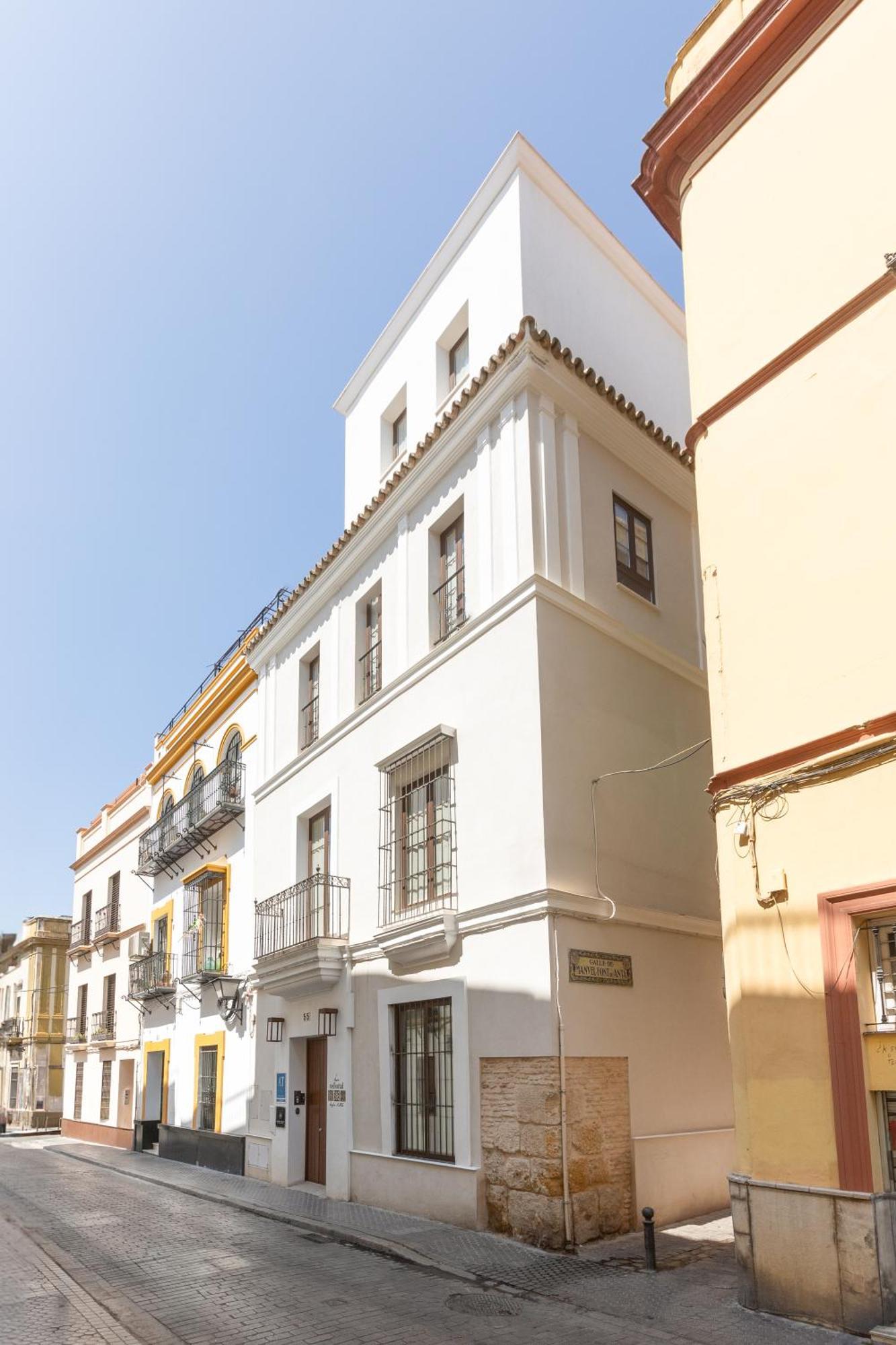 Casa Senorial Del Siglo XVIII Apartment Seville Exterior photo